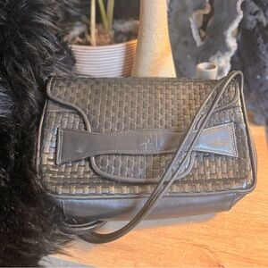 VINTAGE FENDI WOVEN CROSSBODY